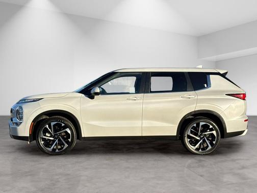 2023 Mitsubishi Outlander SE 2.5 2WD
