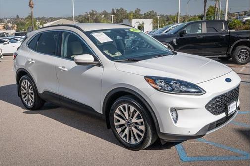 2022 Ford Escape Titanium
