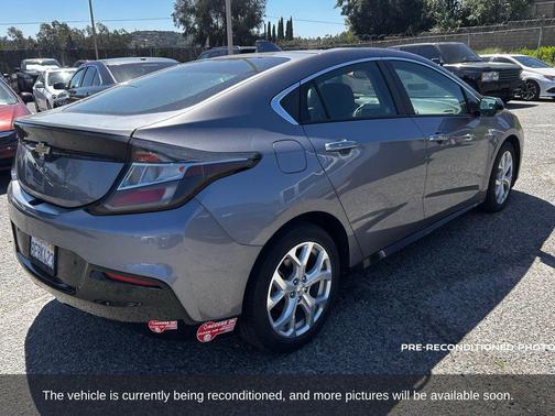 2018 Chevrolet Volt Premier