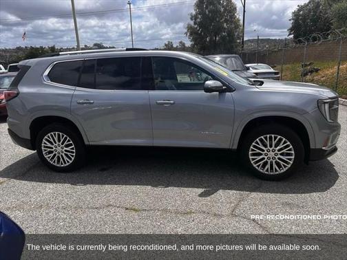 2024 GMC Acadia Denali