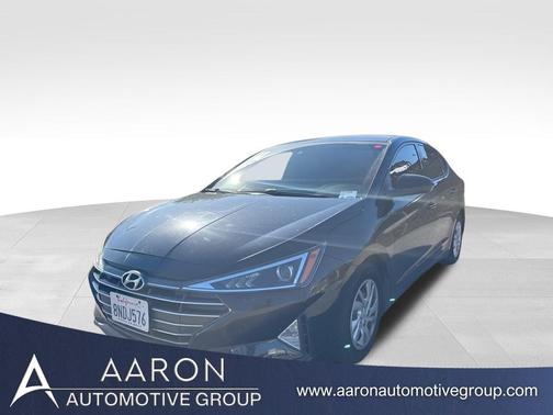 2020 Hyundai ELANTRA SE