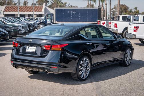 2024 Nissan Altima 2.5 SL