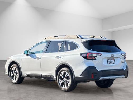 2020 Subaru Outback Touring