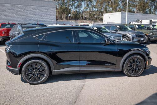 2025 Ford Mustang Mach-E Select