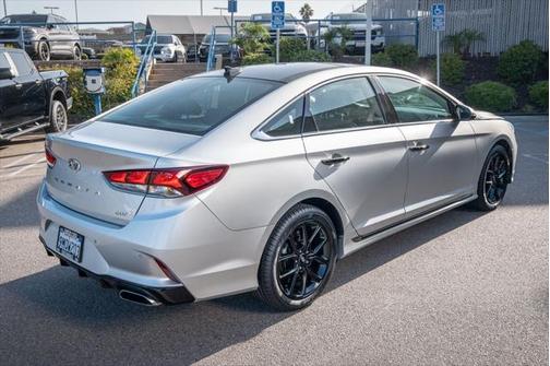2019 Hyundai SONATA Limited 2.0T