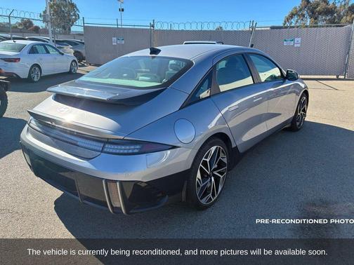 2023 Hyundai IONIQ 6 SEL