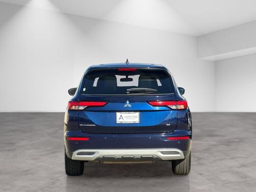 2023 Mitsubishi Outlander SE 2.5 2WD