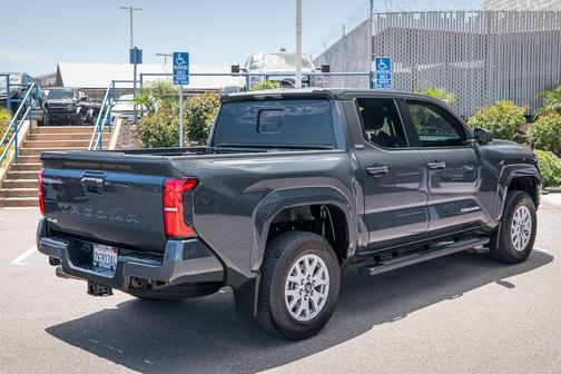 2024 Toyota Tacoma SR5