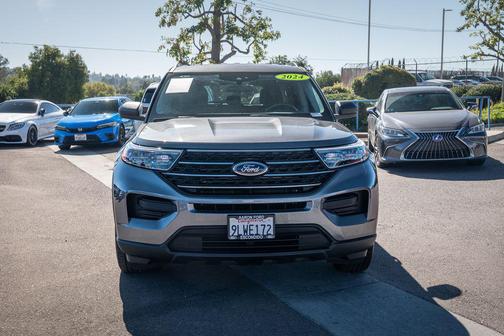 2024 Ford Explorer XLT