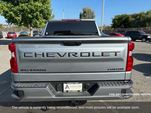2024 Chevrolet Silverado 1500 Custom