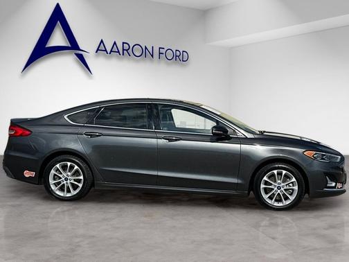 2020 Ford Fusion Plug-In Hybrid Titanium