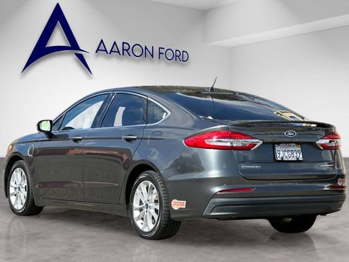 2020 Ford Fusion Plug-In Hybrid Titanium