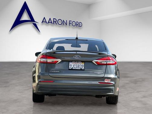 2020 Ford Fusion Plug-In Hybrid Titanium