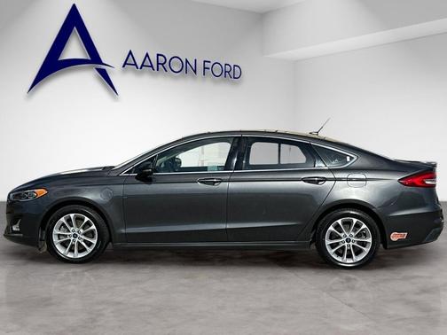 2020 Ford Fusion Plug-In Hybrid Titanium