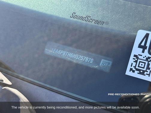 2017 Ford Mustang EcoBoost Premium