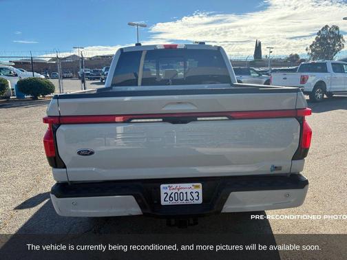 2023 Ford F-150 Lightning LARIAT