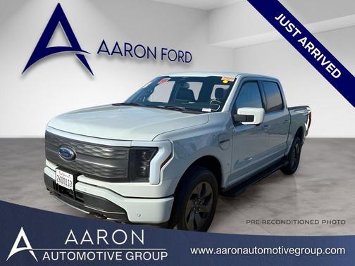2023 Ford F-150 Lightning LARIAT