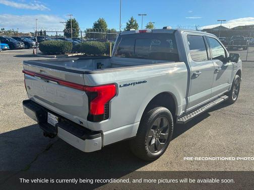 2023 Ford F-150 Lightning LARIAT