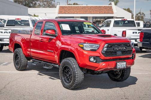 2022 Toyota Tacoma TRD Sport