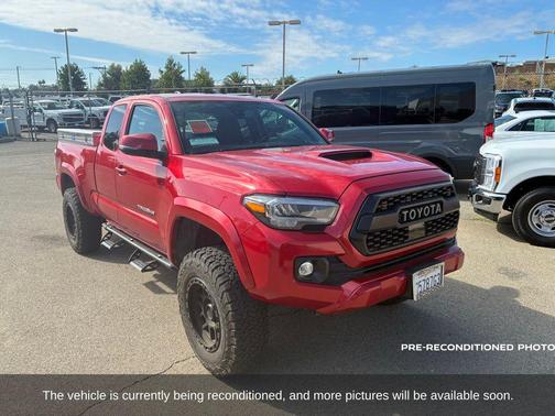 2022 Toyota Tacoma TRD Sport