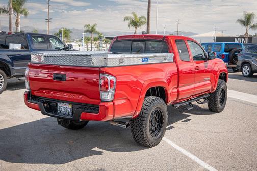 2022 Toyota Tacoma TRD Sport