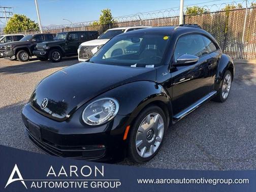 2013 Volkswagen Beetle 2.5L Fender Edition