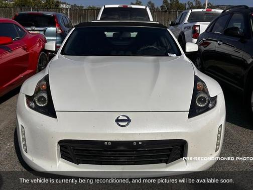 2018 Nissan 370Z Base