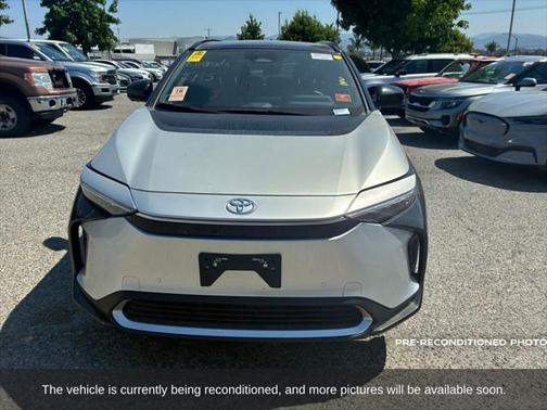 2023 Toyota bZ4X Limited