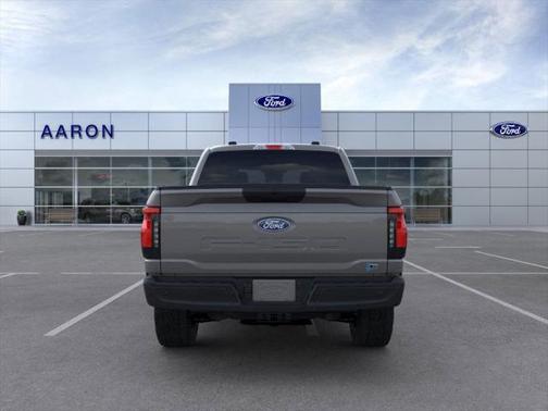 2024 Ford F-150 Lightning Pro