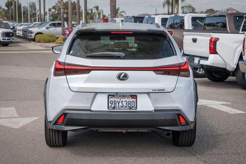 2022 Lexus UX 200 Base