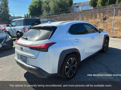 2022 Lexus UX 200 Base