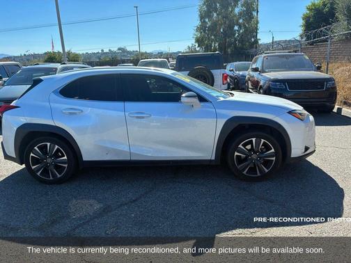 2022 Lexus UX 200 Base
