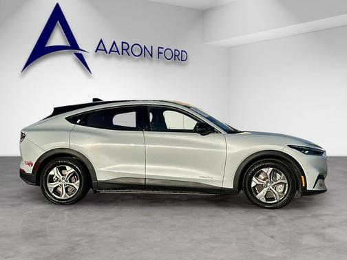 2023 Ford Mustang Mach-E Select