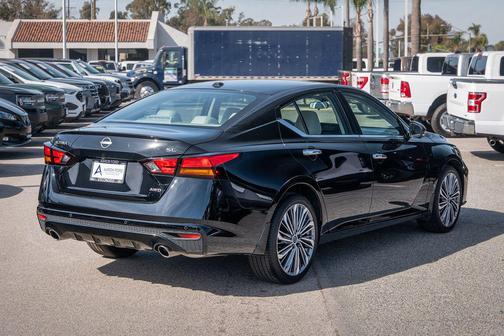 2024 Nissan Altima 2.5 SL