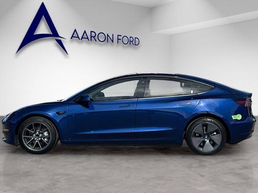 2023 Tesla Model 3 Standard Range