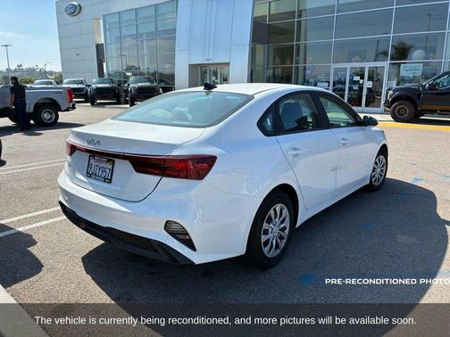 2024 Kia Forte LX