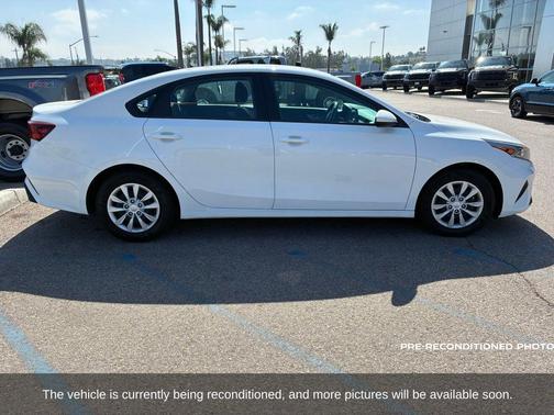 2024 Kia Forte LX