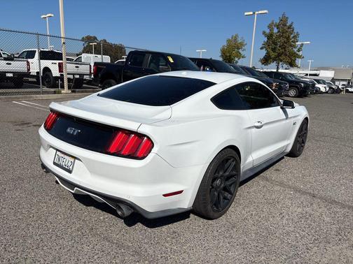 2015 Ford Mustang GT Premium