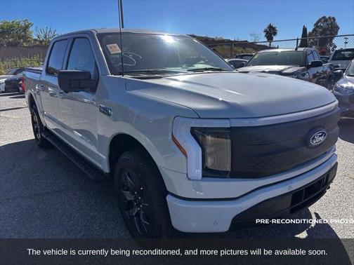 2024 Ford F-150 Lightning Flash