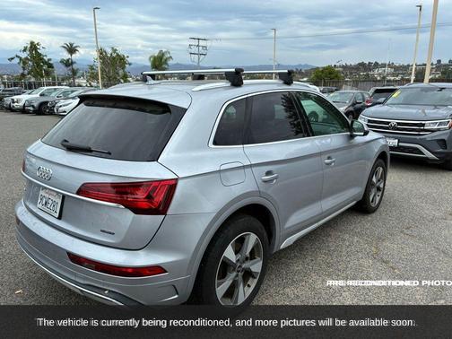 2022 Audi Q5 40 Premium Plus