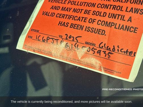 2025 Jeep Gladiator Willys