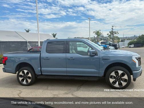 2023 Ford F-150 Lightning Platinum
