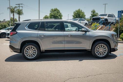 2024 GMC Acadia Denali