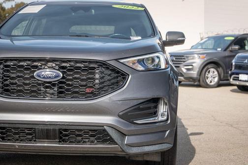 2022 Ford Edge ST