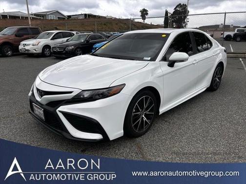 2024 Toyota Camry SE