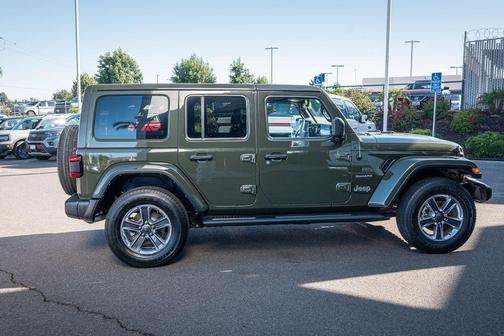 2021 Jeep Wrangler Unlimited Sahara