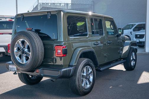 2021 Jeep Wrangler Unlimited Sahara