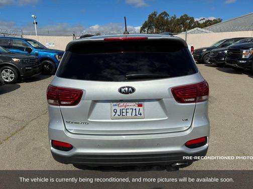 2020 Kia Sorento S
