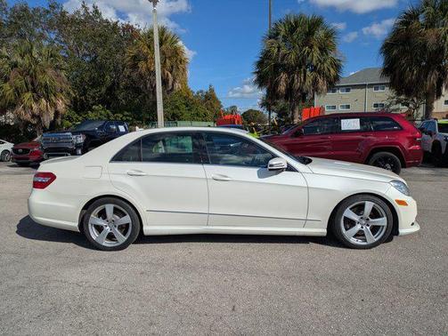 2011 Mercedes-Benz E-Class 4MATIC