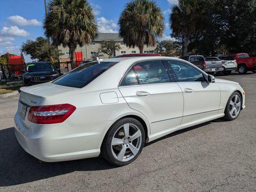 2011 Mercedes-Benz E-Class 4MATIC